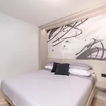 Larisa شقة Tar-Vabriga